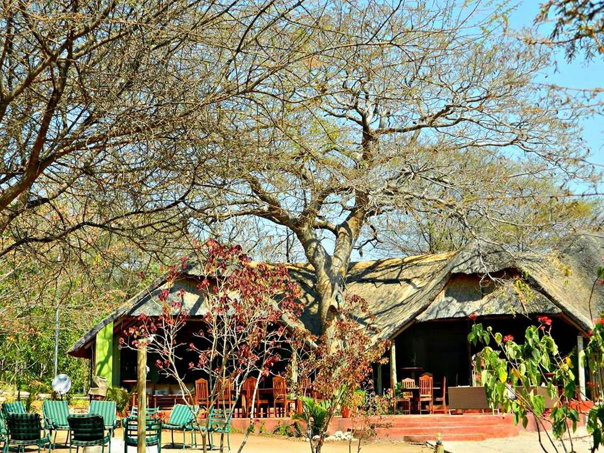 Kwalape Safari Lodge Kasane Exteriér fotografie