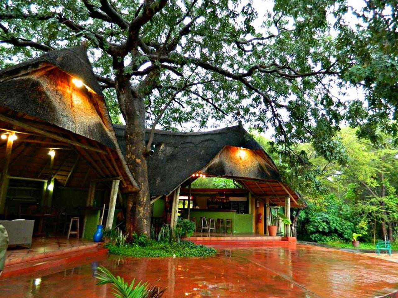 Kwalape Safari Lodge Kasane Exteriér fotografie