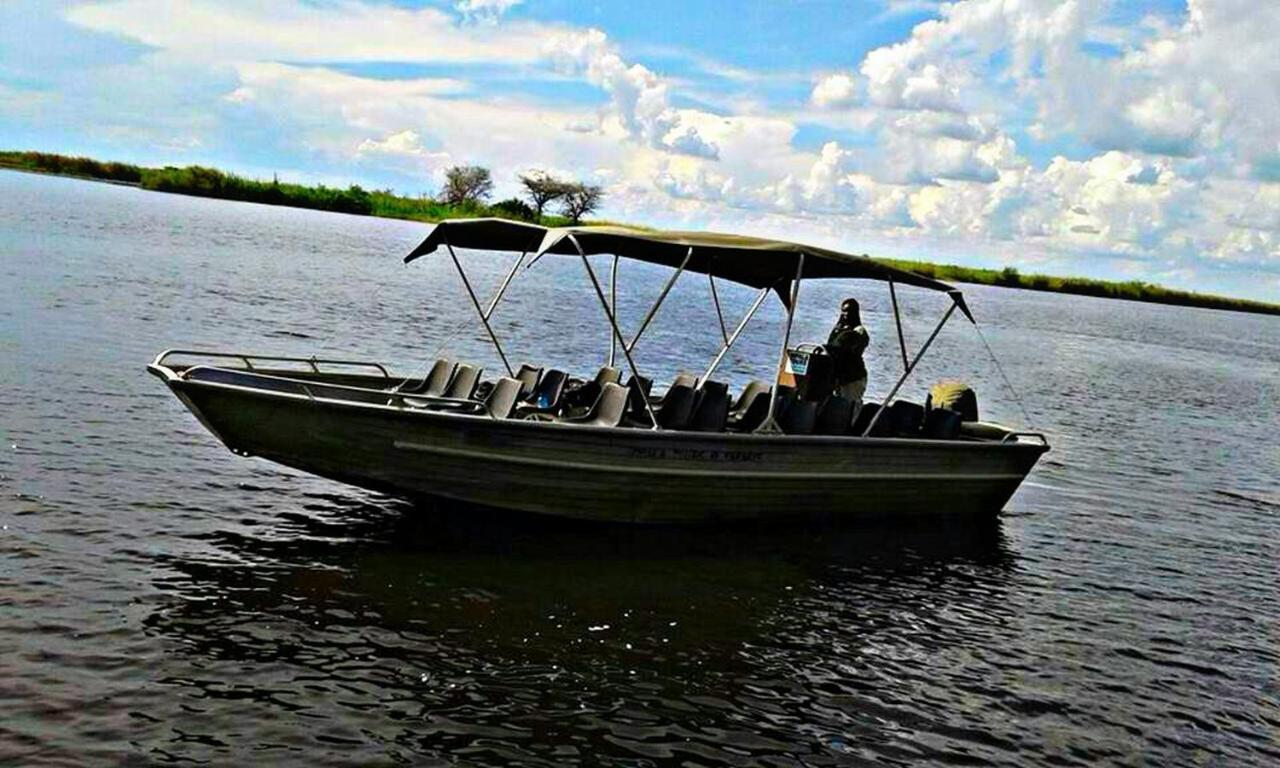 Kwalape Safari Lodge Kasane Exteriér fotografie